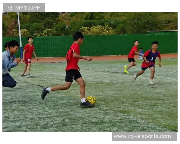 【早报】足坛狂飙不止，篮球跃跃欲试？