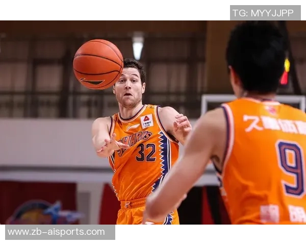 半场13中0得2分，弗雷戴特只打两节好球难胜北控：篮球场上的坚持与无限可能