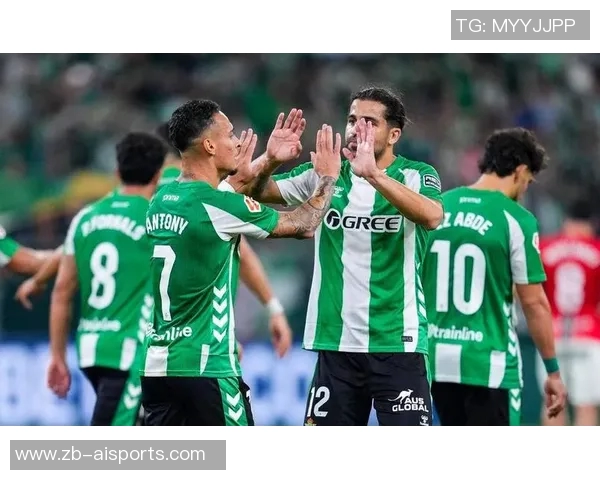 马卡：贝蒂斯想以部分买断方式引入安东尼，难以承担曼联要价